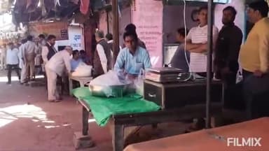 मुरैना नगर: होली के मद्देनज़र खाद्य विभाग की टीम ने महामाया मंदिर व महादेव नाका सहित अन्य जगहों से लिए मावा के सैंपल, जांच हेतु भेजे