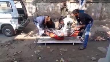 आरा: महादेव चौक के समीप अनियंत्रित कार ने बाइक सवार चार लोगों को मारी टक्कर, एक महिला की मौत व तीन लोग घायल