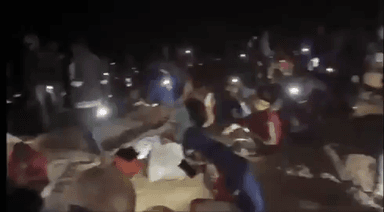 छावा फिल्म देखने के बाद एमपी के बुरहानपुर किले में मिट्टी में सोने की तलाश करती पब्लिक। लोगों का कहना है कि फिल्म में बत