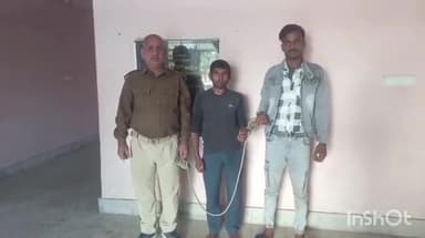 लखीसराय: उत्पाद विभाग की टीम ने एक शराब कारोबारी और एक शराबी को किया गिरफ्तार