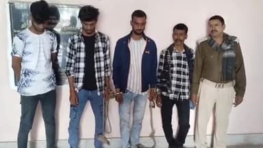 लखीसराय: किऊल सहित जिले के तीन जगहों से उत्पाद पुलिस ने तीन शराब तस्कर और एक शराबी को किया गिरफ्तार