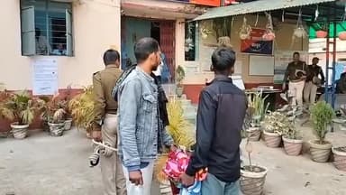 लखीसराय: धर्मरायचक मोहल्ला से एक शराब तस्कर और लखीसराय बाजार से एक शराबी को किया गया गिरफ्तार