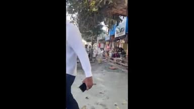 झांसी: नगर निगम से लेकर जीवन शाह तक मानकों के विपरीत कार्य की जांच करने पहुंचे जेई का अभद्र भाषा का वीडियो हुआ वायरल