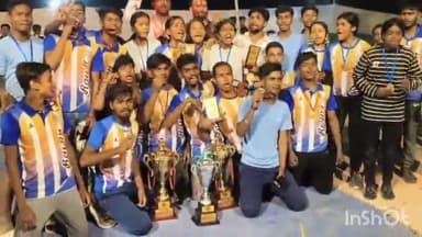 बरहट: राज्य स्तरीय डॉजबॉल प्रतियोगिता में जमुई की महिला और पुरुष वर्ग की टीम बनी चैंपियन, जिलेवासियों ने दी बधाई