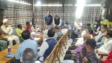 कांग्रेस के नए प्रभारी ने  कुटुंबकम गेस्ट हाउस में कांग्रेस के वरिष्ठ नेताओं के साथ बैठक लालटुन यादव के अगुवाई में किया