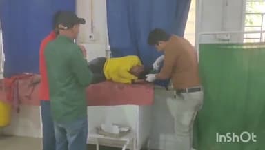 जमुई: कचहरी चौक पर बाइक दुर्घटना में घायल हुआ एक युवक