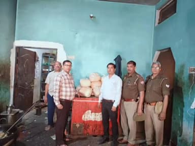 फैज़ाबाद: खाद्य सुरक्षा एवं औषधि प्रशासन की टीम ने जिले में 20 प्रतिष्ठानों का किया निरीक्षण, 2 कुंतल खोवा कराया नष्ट