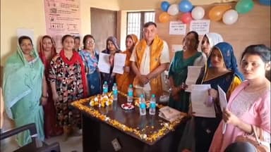 मथुरा: कस्बा चौमाहा में 8 आंगनबाड़ी कार्यकर्ताओं को मिले नियुक्ति पत्र, भाजपा सरकार ने होली का दिया तोहफा: पंडित राजाराम शर्मा