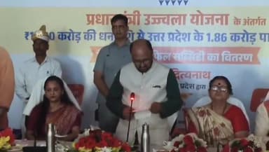 कानपुर: नवीन सभागार में कार्यक्रम का आयोजन, उज्जवला योजना के लगभग 190356 लाभार्थियों को दी गई सिलेंडर सब्सिडी