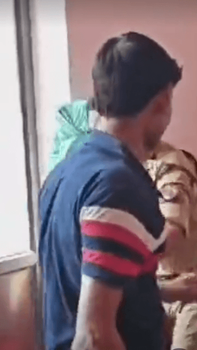 मेरठ: किट्टू हत्याकांड में आरोपी की पत्नी बनी सरकारी गवाह को सास और नंद ने थाने में पीटा, वीडियो हुआ वायरल