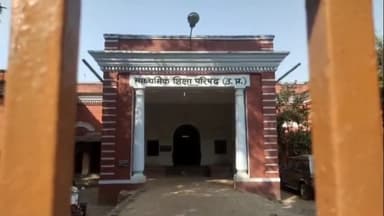 प्रयागराज: UP बोर्ड की 12 लाख कॉपियों का मूल्यांकन 7000 परीक्षक करेंगे, DIOS ने मूल्यांकन केंद्रों का किया निरीक्षण