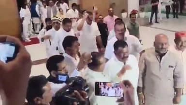 हुज़ूर: मंडला एनकाउंटर: आदिवासी हत्या के विरोध में भोपाल विधानसभा में हंगामा, कांग्रेस विधायकों ने किया वॉकआउट