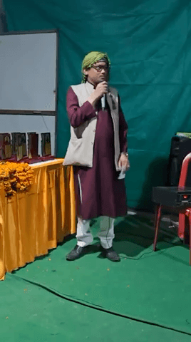 रशीद राही अपनी शादी की सालगिरह के अवसर पर बोलते हुए


 #shayari #events #words #haryana #uttrakhand #ramadan #speaking #words #trend