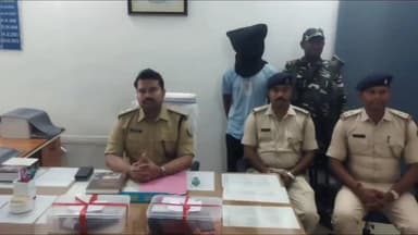 कुडू: कुडू CSC सेंटर लूटकांड का तीसरा आरोपी गिरफ्तार, हथियार और लूट का सामान बरामद, SP ने किया खुलासा