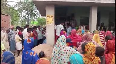 बिहिया: तियर थाने की पुलिस ने महादलित टोला में जागरूकता अभियान चलाया