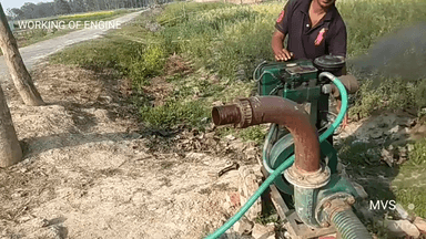 FARMER #IRRIGATION #water #diesel #engine #well #ground #palwal #faridabad #delhi #india #farming #tractor #gola #mau