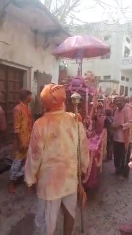 राजा जी का करेड़ा में शीतला सप्तमी अवसर पर चारभुजा भगवान का जुलूस निकाला गया है