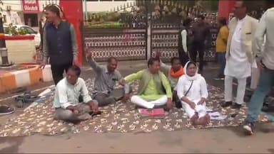 सिंगरौली: पार्षदों की मांग पर कलेक्टर ने सिविल इंजीनियर से सिविल व विद्युत इंजीनियर से विद्युत का कार्य लिए जाने के दिए निर्देश