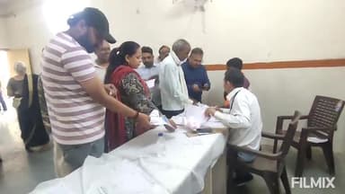 मुरैना नगर: मुरैना जिला अस्पताल में आज 66 पत्रकारों और उनके परिजनों का पंजीकरण हुआ, कुल 147 पंजीकरण हुए