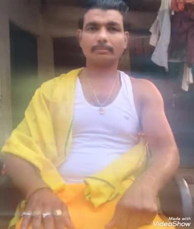 मिर्ज़ापुर: बेलवन गांव के पास ट्रक की चपेट में आने से अंडा विक्रेता की मौके पर हुई मौत