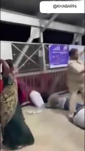 Railway treating general or sleeper pessengers like animals #faridabad #delhi #ballabhgarh #फरीदाबाद #viral #railway