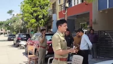 महालक्ष्मी नगर में देर रात युवक युवती की पार्टी के दौरान
युवती को  आँख मे लगी गोली