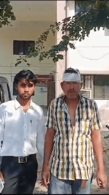 मेरठ: पल्लवपुरम क्षेत्र में पशुओं की गाड़ी लेकर जा रहे चालक को स्कॉर्पियो सवार लोगों ने पीटा, पुलिस से की शिकायत