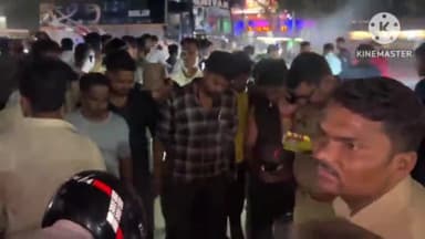 लहू से लथपथ सड़क चाकू की धार और एक सनसनीखेज आत्मघाती  वार