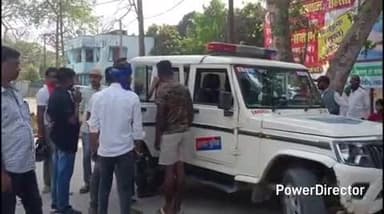 कहरा: बिहरा थाना क्षेत्र में शिक्षक की गोली मारकर हत्या, पुलिस ने शव जब्त कर सदर अस्पताल भेजा, पोस्टमार्टम की प्रक्रिया जारी