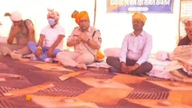 झाबुआ: ग्राम कुंदनपुर में नगर रक्षा समिति सम्मेलन का हुआ आयोजन, एसपी रहे मौजूद