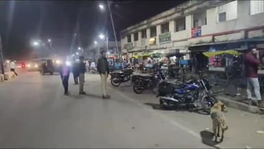 सिंगरौली: एसपी के निर्देशन में सिंगरौली पुलिस ने कॉम्बिंग गश्त कर 258 बदमाशों पर की कार्रवाई