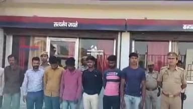 निघासन: पढ़ुआ थाना पुलिस ने मारपीट के मामले में 8 आरोपियों को गिरफ्तार कर शांति भंग के तहत की कार्रवाई