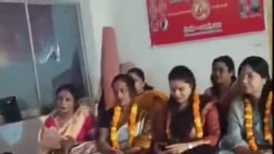 सिराथू: उत्तर प्रदेश उद्योग व्यापार मंडल के लोगों ने भरवारी में होली मिलन समारोह कार्यक्रम का आयोजन किया