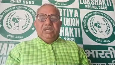 हमारे जिन महापुरुषों ने देश धर्म की खातिर अपना सर्वस्व न्यौछावर कर दिया देश की ऐसी महान विभूतियों के लिए कोई भी दुष्ट और तुच्छ मानसिकता का व्यक्ति अपनी गंदी राजनीति चमकाने के लिए सदन में कुछ भी बोल देता है बड़े अफसोस कि बात है अगर ऐसे निकम्