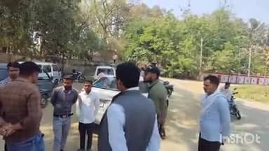 लखीमपुर: खनियापुर के पास दवा लेने जा रहे ग्रामीण को बाइक सवार ने मारी टक्कर, इलाज के दौरान जिला अस्पताल में हुई मौत