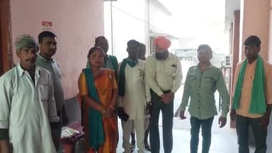 पूरनपुर: लहा गांव में धार्मिक स्थल की जमीन से अवैध कब्जा हटाने की मांग को लेकर भाकियू ने एसडीएम से की मुलाकात