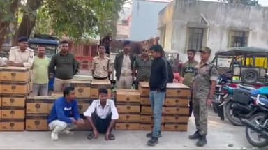 कोचाधामन: मस्तान चौक के पास उत्पाद विभाग की टीम ने 862.92 लीटर विदेशी शराब के साथ दो तस्करों को किया गिरफ्तार