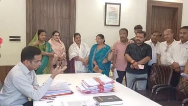 छतरपुर नगर: चौक बाजार पर स्थित दुकान में हुई चोरी का मामला, व्यापारियों ने जल्द खुलासा करने की मांग को लेकर SP को दिया आवेदन