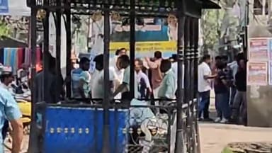 धनौरा: गजरौला इंदिरा चौक के पास टैक्सी स्टैंड पर गाली-गलौज को लेकर जमकर हुई मारपीट, युवक ने वीडियो किया वायरल