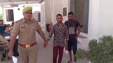 सिराथू: केसारी गांव के निर्माणाधीन गौशाला के पास पुलिस ने दो लोगों को चोरी किए गए 85 टुकड़ों सरिया के साथ किया गिरफ्तार