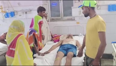 बांसवाड़ा: बोरदा गांव में निजी स्कूल बस ने बाइक चालक को मारी टक्कर, सिर पर लगी चोट, एमजी अस्पताल में उपचार जारी