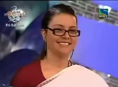 वह हमारे प्रधानमंत्री मनमोहन सिंह का दौर था..... जब खुलेआम किसी राष्ट्रीय चैनल पर उन पर व्यंग्य किया जाता था....आज प्रधानमंत्री मोदी जी का दौर है.... व्यंग्य करने पर कूट दिया जाता है.... स्टूडियो में तौर पर कर दिया जाता है...इसी को तो न्यू