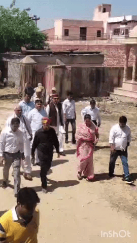 भरतपुर: राजस्थान धरोहर प्राधिकरण के अध्यक्ष ने बांके बिहारी मंदिर का किया निरीक्षण