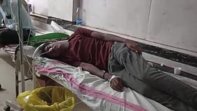 ग्राम देवरी जगदीशपुर में एक युवक ने ज़हरीले पदार्थ का किया सेवन, जिला अस्पताल किया गया रेफर