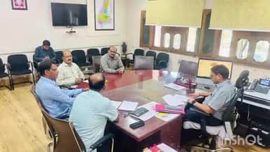 राजसमंद: जिला कलेक्ट्रेट में राजनीतिक दलों की बैठक हुई आयोजित, निर्वाचन प्रक्रिया पर की गई चर्चा