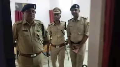 महनार: पुलिस अधीक्षक ने महनार अनुमंडल पुलिस कार्यालय का किया निरीक्षण, दिए दिशा-निर्देश