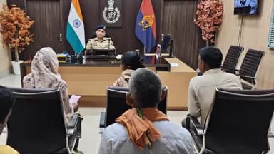 हरदोई: पुलिस ऑफिस में SP की जनसुनवाई में 42 शिकायतकर्ताओं ने दर्ज कराई शिकायतें, त्वरित निस्तारण के दिए गए निर्देश