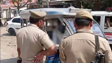 ठाकुरद्वारा: भगतपुर थाना पुलिस ने क्षेत्र में यातायात नियमों के बारे में लोगों को किया जागरूक