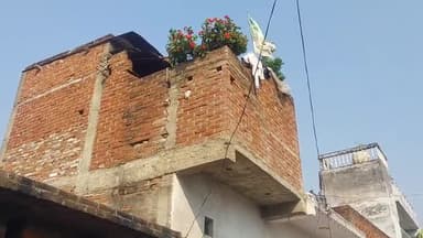 पूरनपुर: गनेशगंज पूर्वी में पंखे से लटका मिला किशोरी का शव, किशोरी के पास से बरामद हुई डायरी