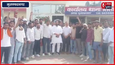 राजपूत समाज का प्रदर्शन सपा सांसद के विवादित बयान पर युवाओं का आक्रोश
#rajputmahasabha #Harendramalik #PankajMalik #RamjiLalSuman #AkhileshYadav